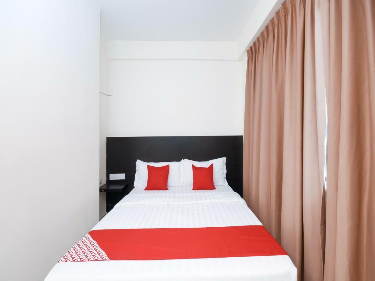 Kenyalang Suite Miri Esterno foto