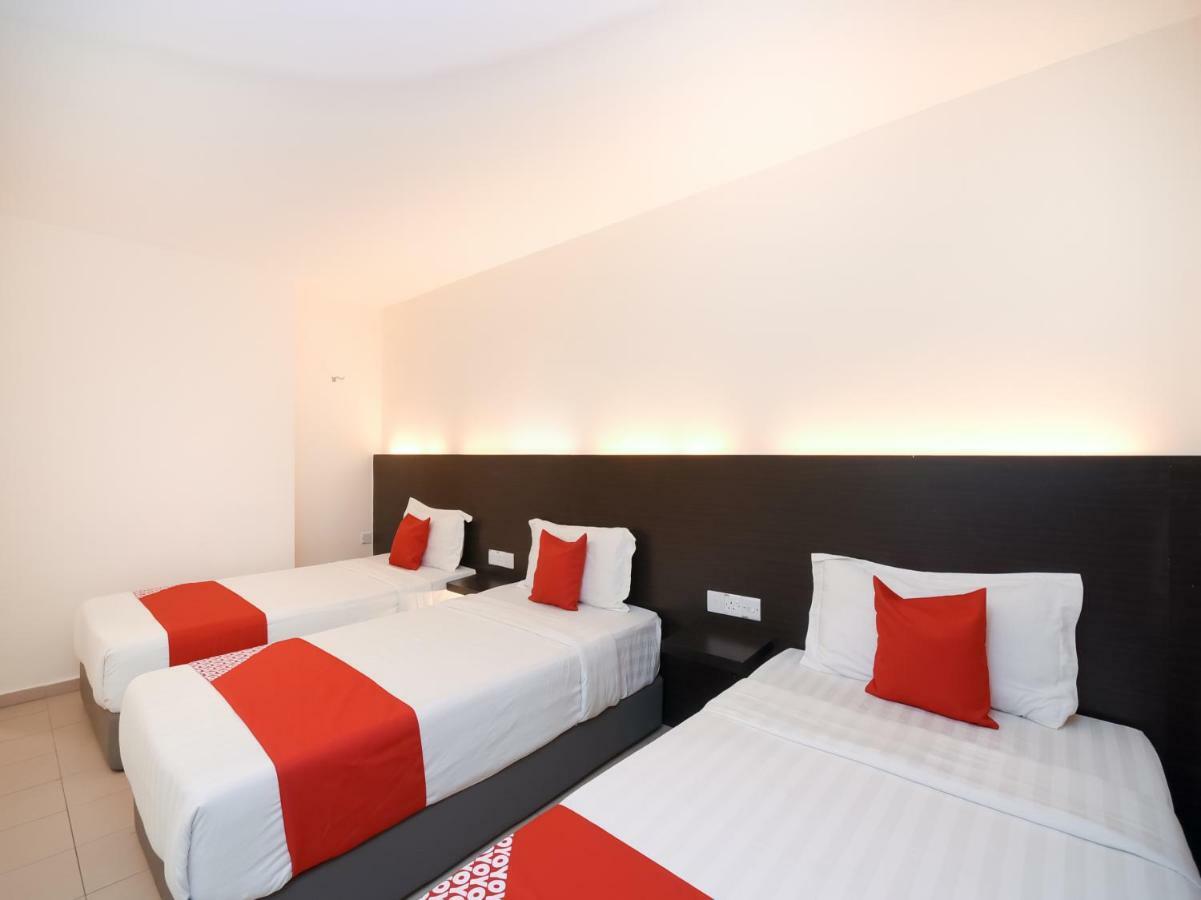 Kenyalang Suite Miri Esterno foto